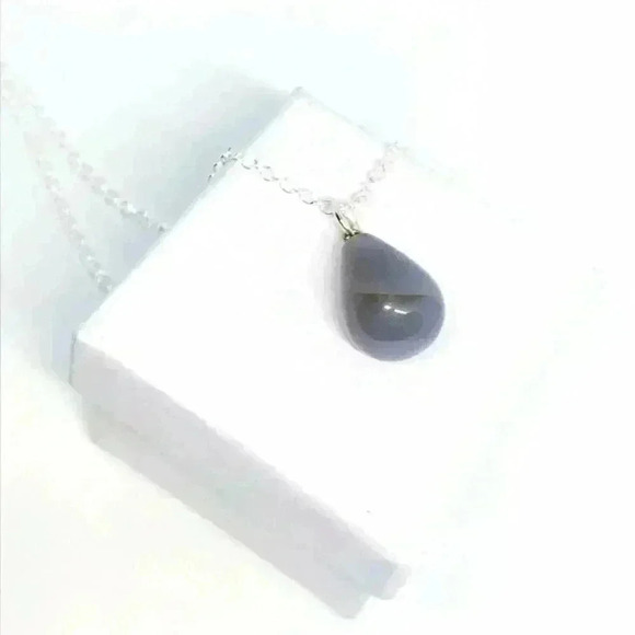Jewelry - New 925 Silver Healing Agate Teardrop Necklace